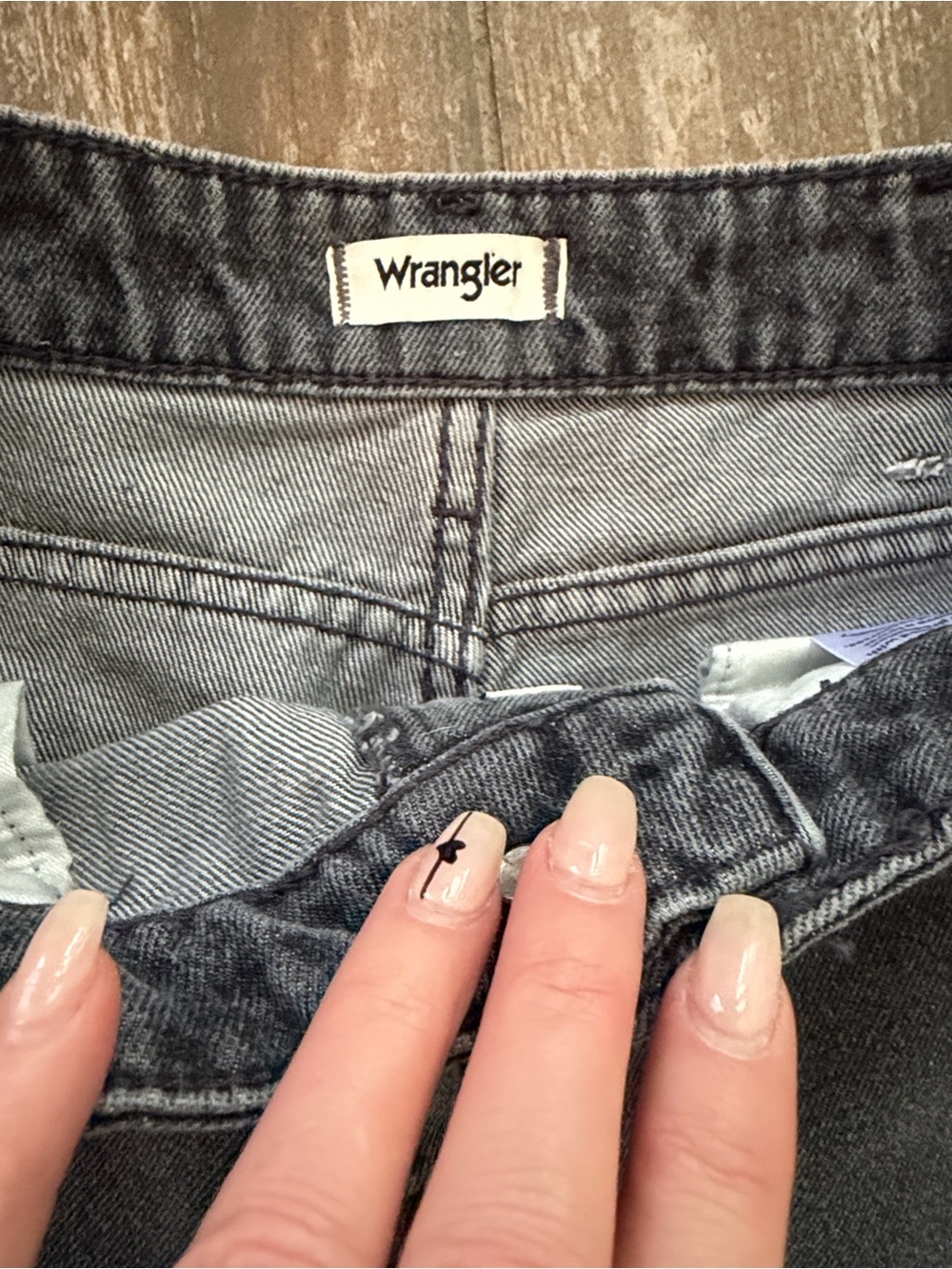 Wrangler Wanderer Black Flare Jeans with Green Back Patch 27x32 - Picture 6 of 13